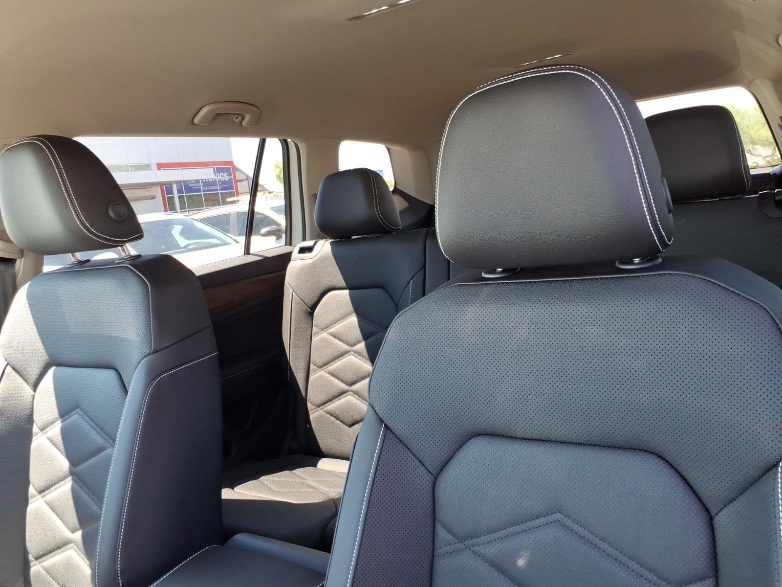 New 2026 Volkswagen Atlas SE image 8