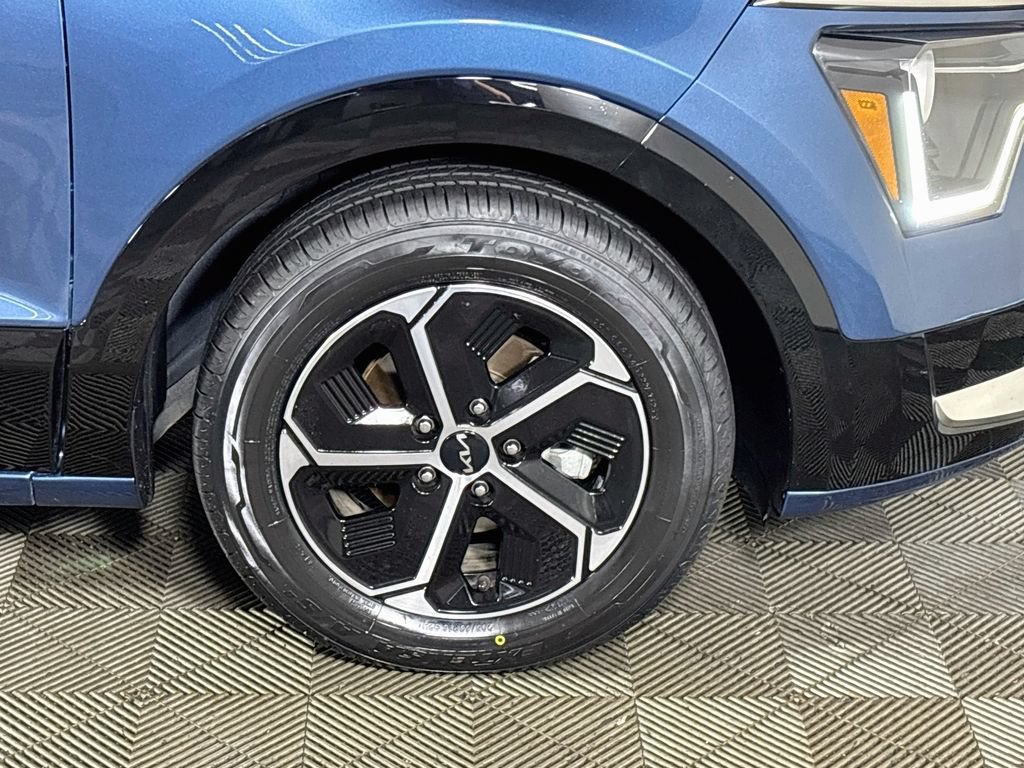 Certified 2023 Kia Niro FWD image 25