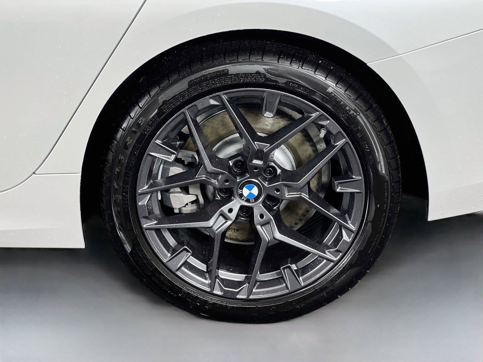 Used 2026 BMW 330i xDrive Sedan w/ Premium Package AWD/4WD image 32