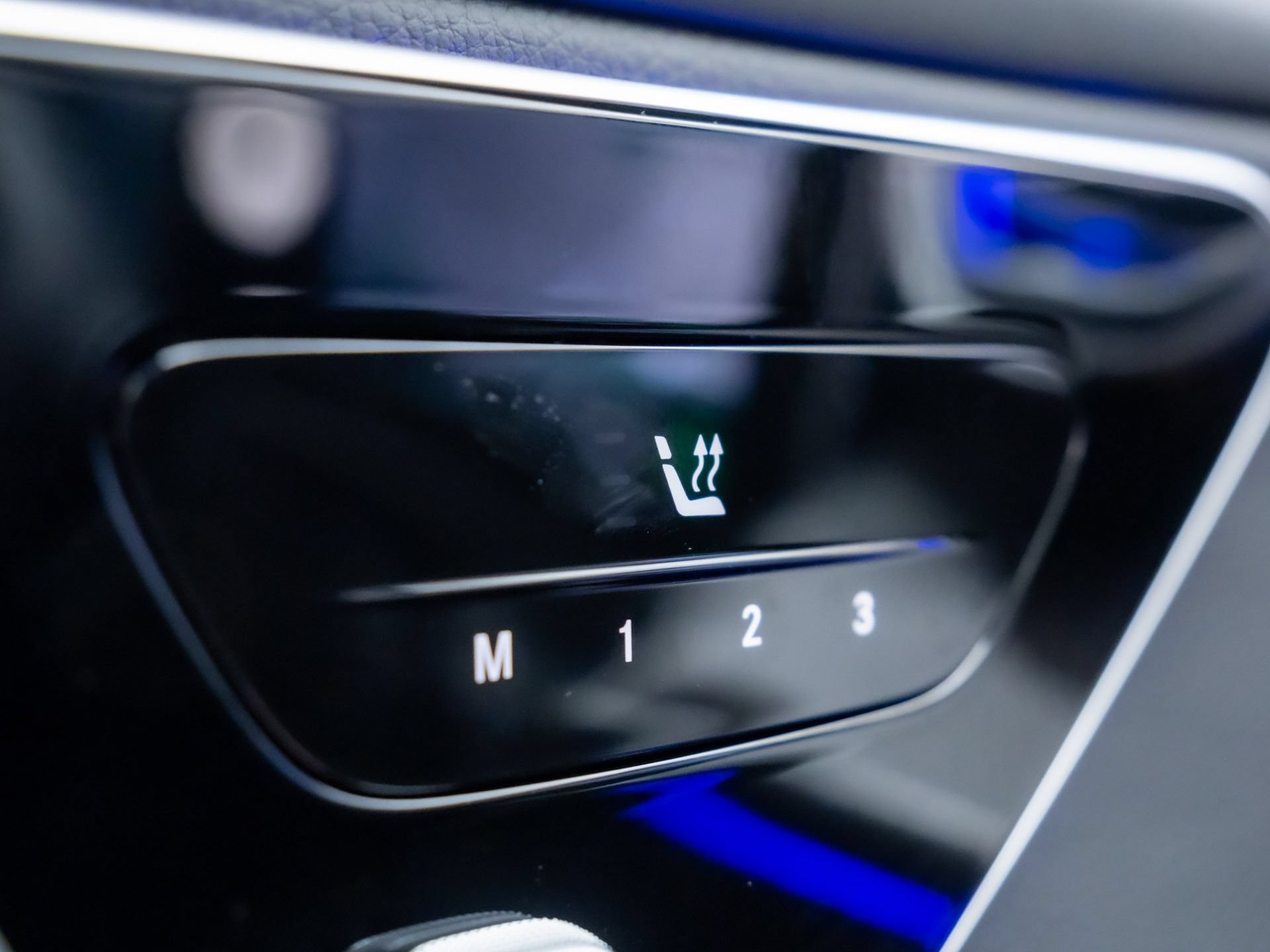 New 2026 Mercedes-Benz GLC 300 4MATIC image 30