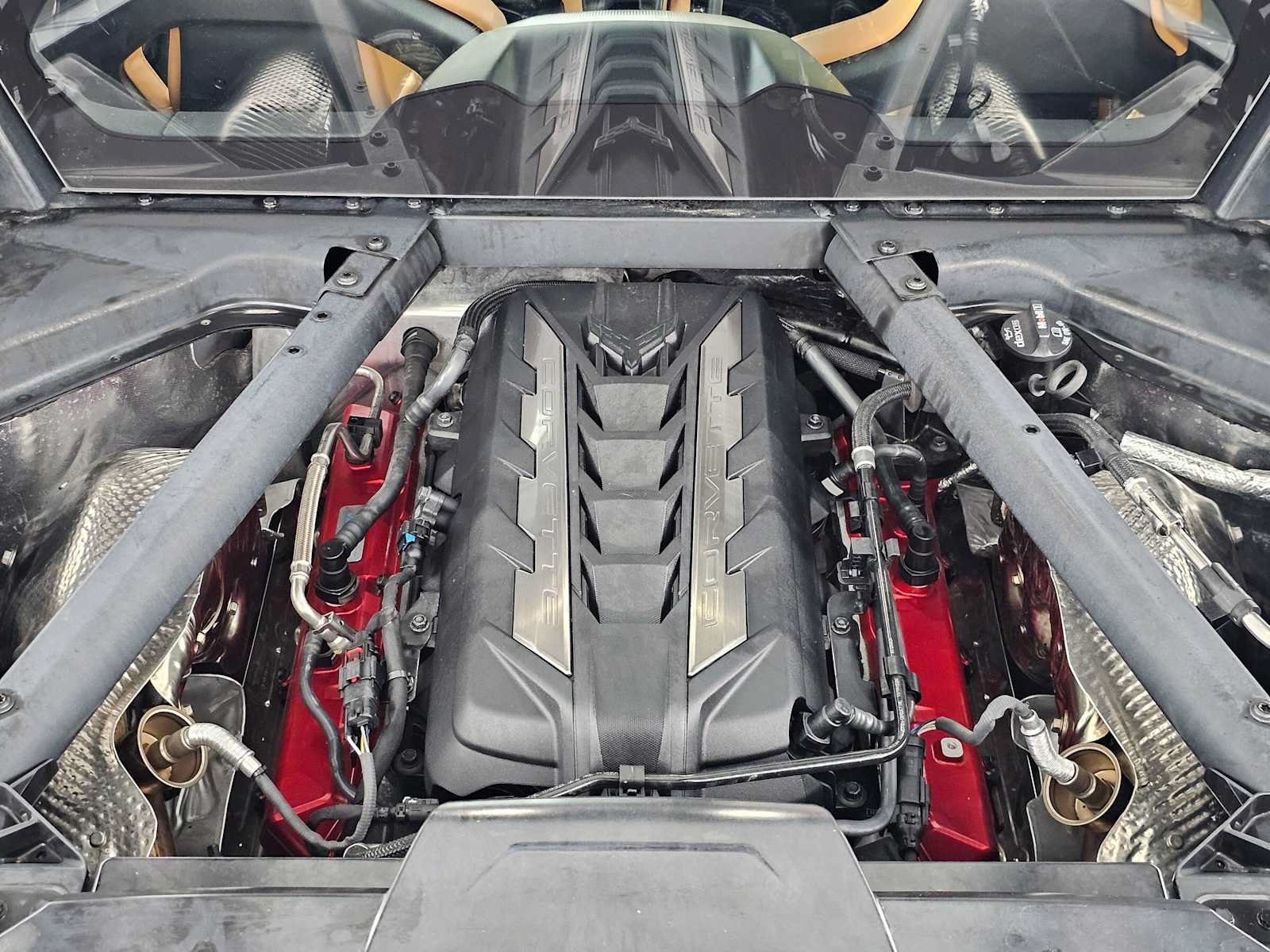 Used 2025 Chevrolet Corvette Stingray Preferred Cpe w/ Battery Protection Package RWD image 14