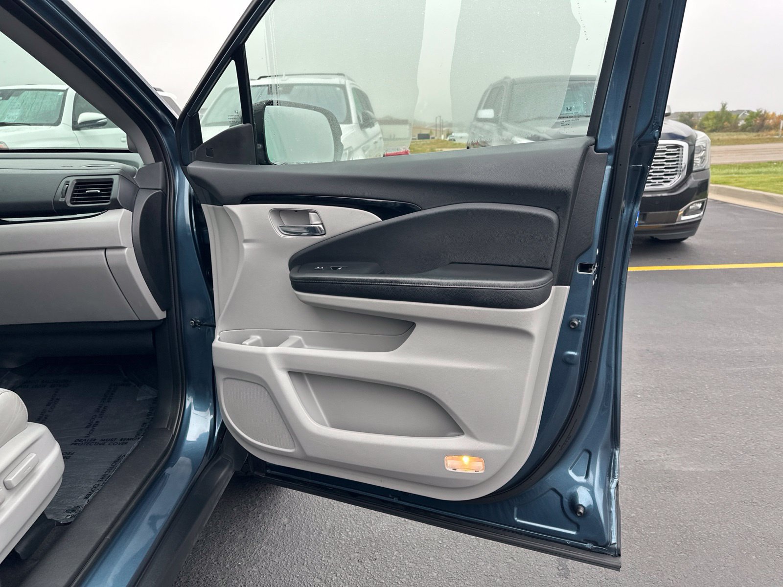 Used 2017 Honda Pilot Elite image 50