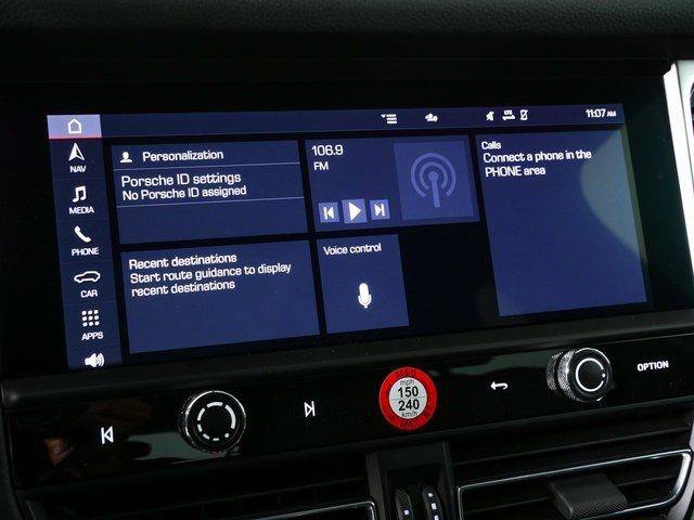 Certified 2026 Porsche Macan AWD/4WD image 14