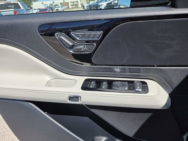 New 2026 Lincoln Aviator 2WD image 12