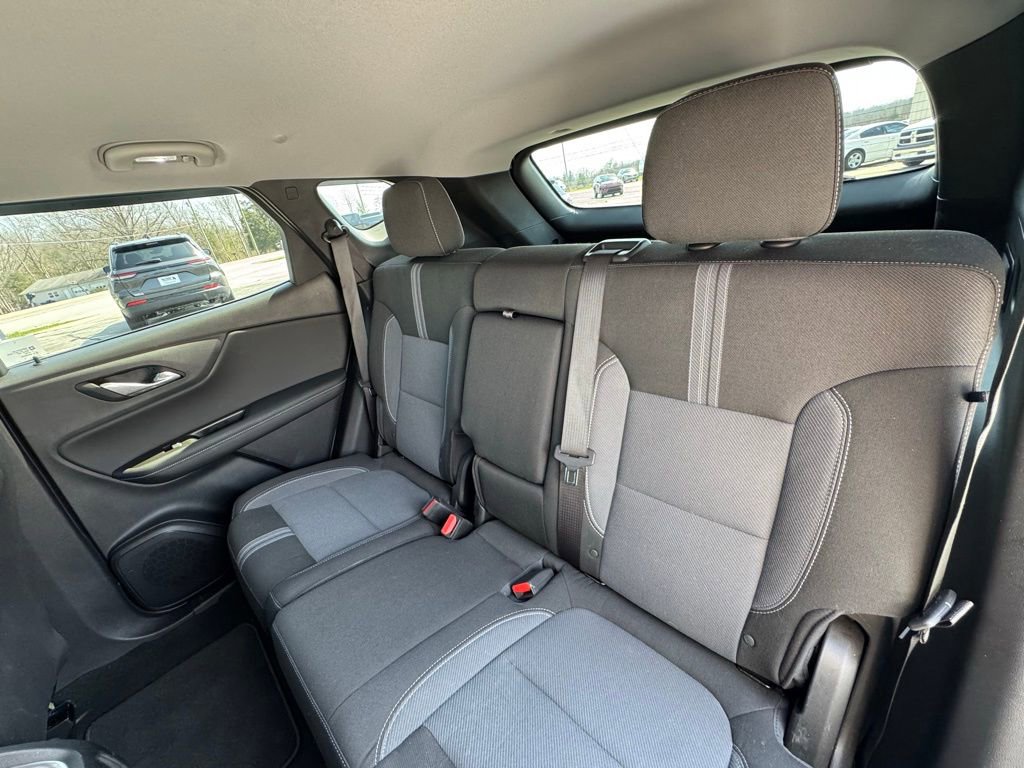 Used 2023 Chevrolet Blazer LT image 12