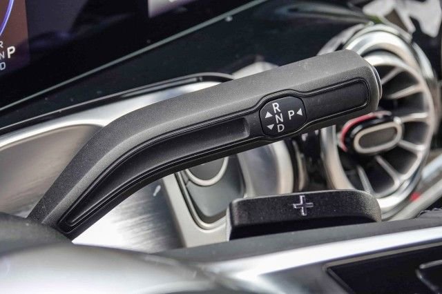 Used 2024 Mercedes-Benz EQB 300 4MATIC image 19