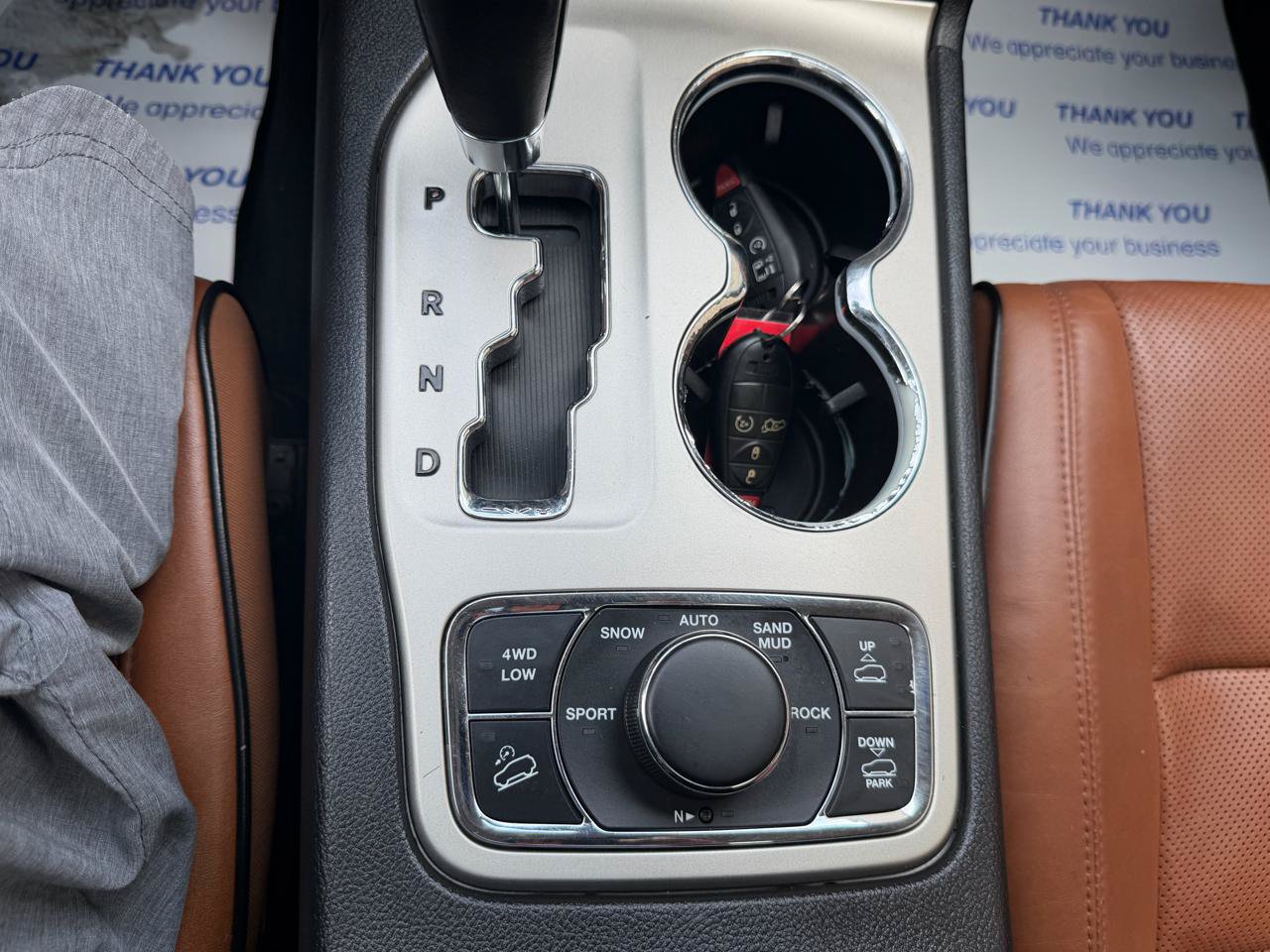 Used 2012 Jeep Grand Cherokee Overland w/ Mopar Chrome Edition Group AWD/4WD image 27