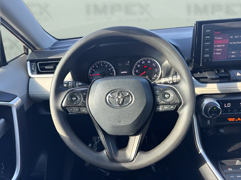 Used 2019 Toyota RAV4 XLE FWD image 13