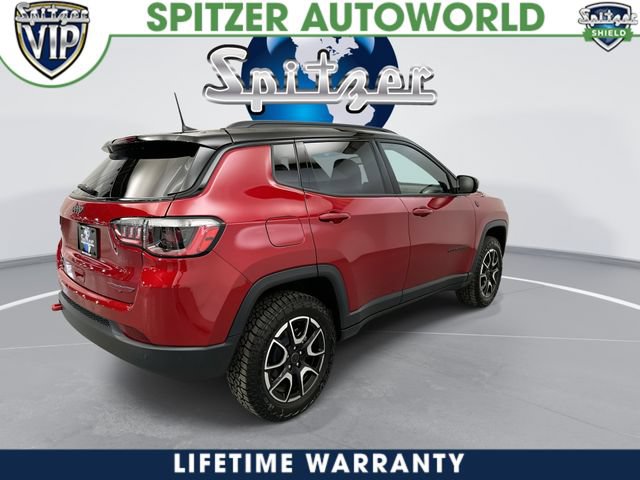 New 2026 Jeep Compass Trailhawk AWD/4WD image 9
