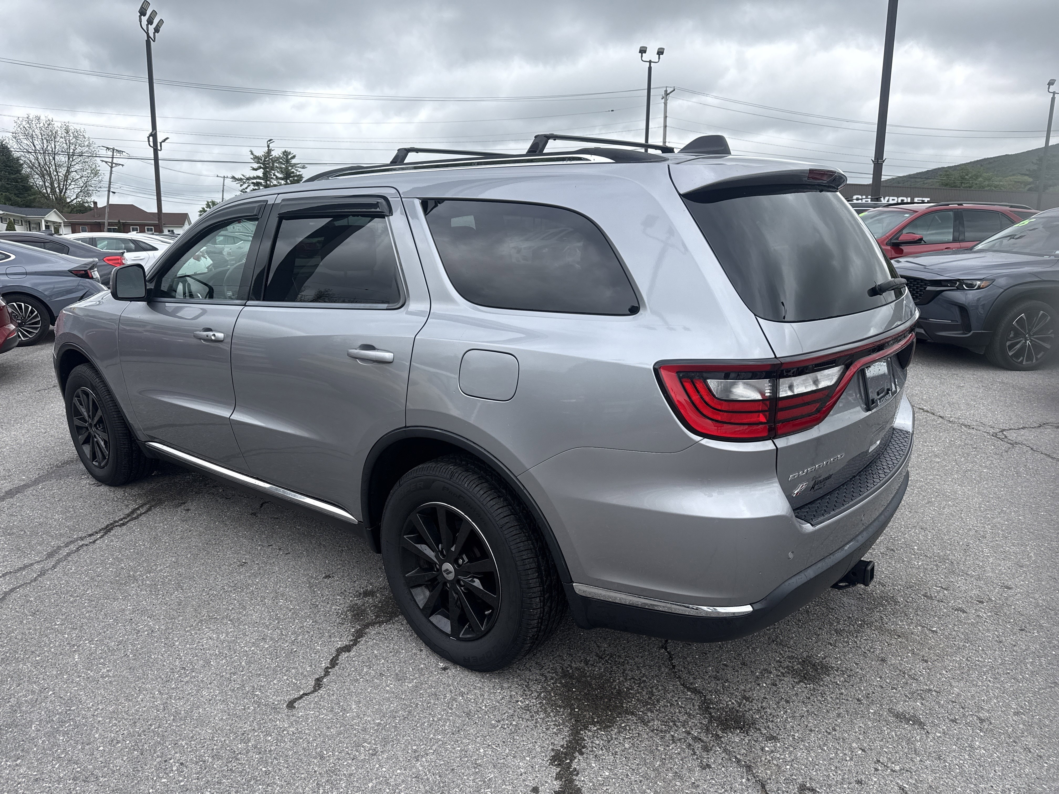 Used 2019 Dodge Durango SXT AWD/4WD image 6