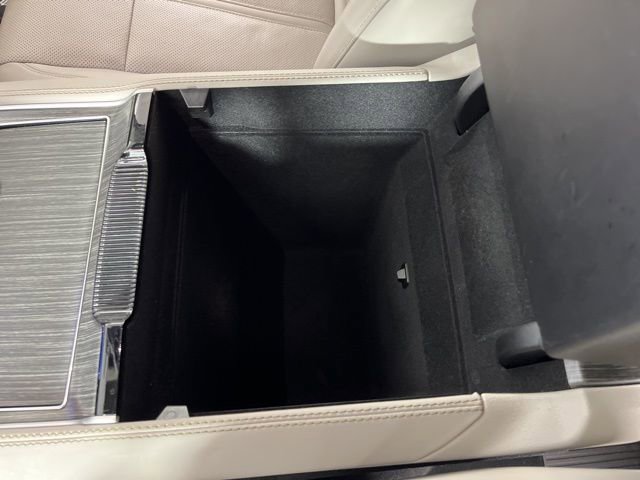 Used 2024 Jeep Wagoneer L Series II w/ Flexible Seating Group image 31