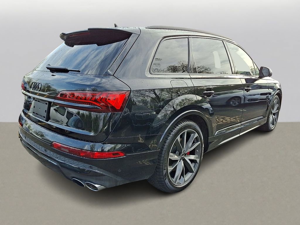 Used 2023 Audi SQ7 Prestige w/ Sport Package AWD/4WD image 4