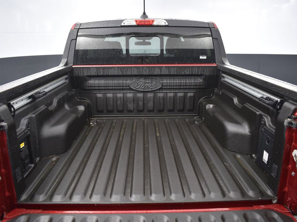 New 2025 Ford Maverick Lariat w/ Black Appearance Package image 19