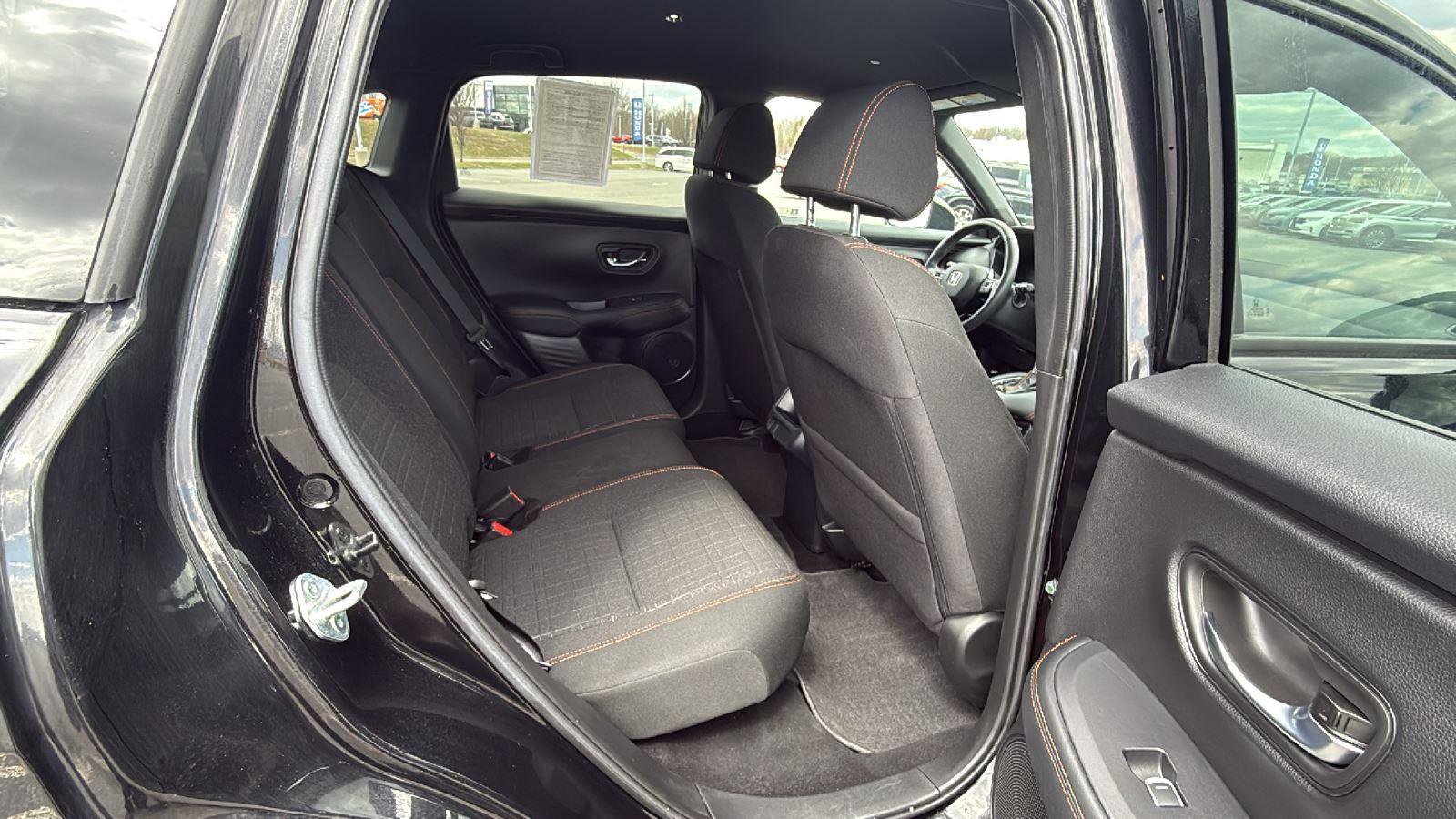 Used 2024 Honda HR-V Sport image 19