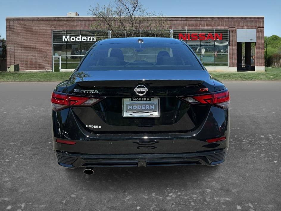 Certified 2024 Nissan Sentra SR FWD image 3