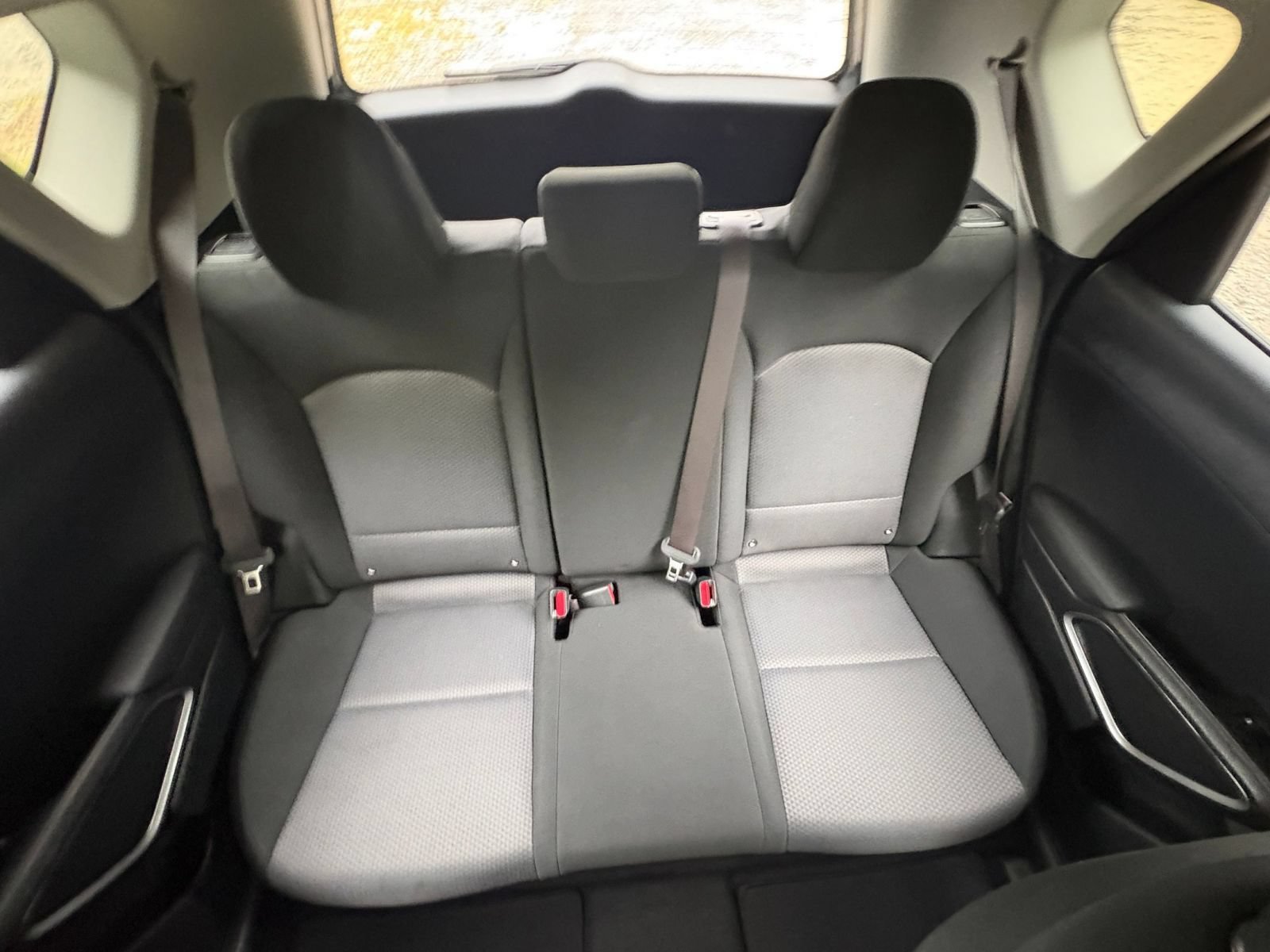 Used 2025 Kia Soul LX w/ LX Technology Package FWD image 36