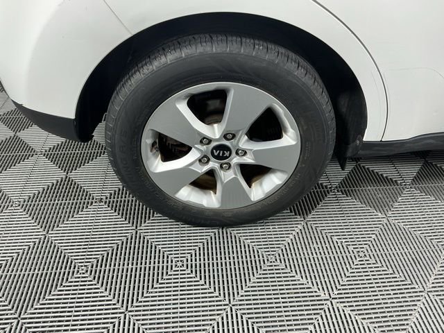 Used 2018 Kia Soul FWD image 15