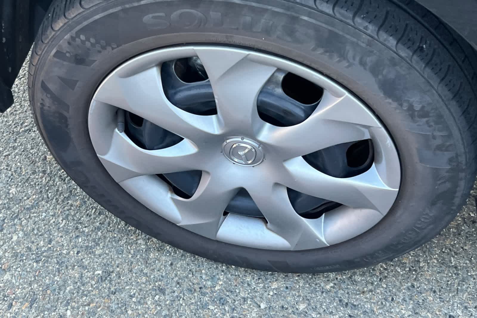 Used 2016 MAZDA MAZDA3 i Sport FWD image 17