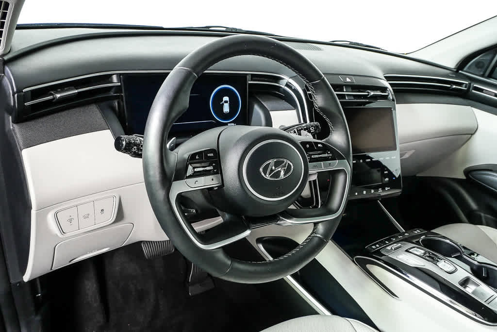 Used 2023 Hyundai Tucson Limited w/ Cargo Package image 4