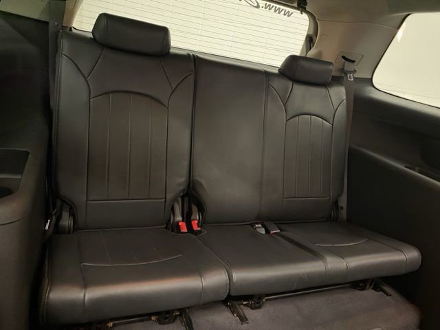 Used 2011 GMC Acadia Denali image 24