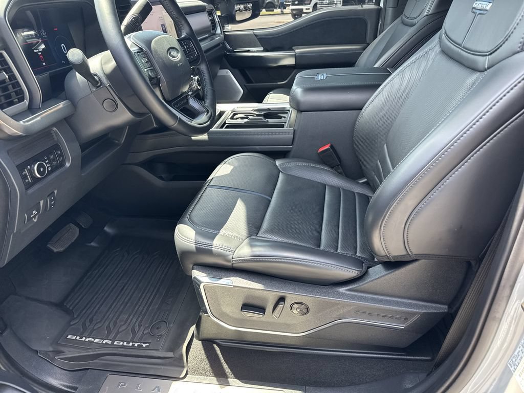 Used 2025 Ford F250 Platinum AWD/4WD image 9