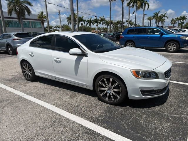 Used 2016 Volvo S60 T5 Premier FWD image 1