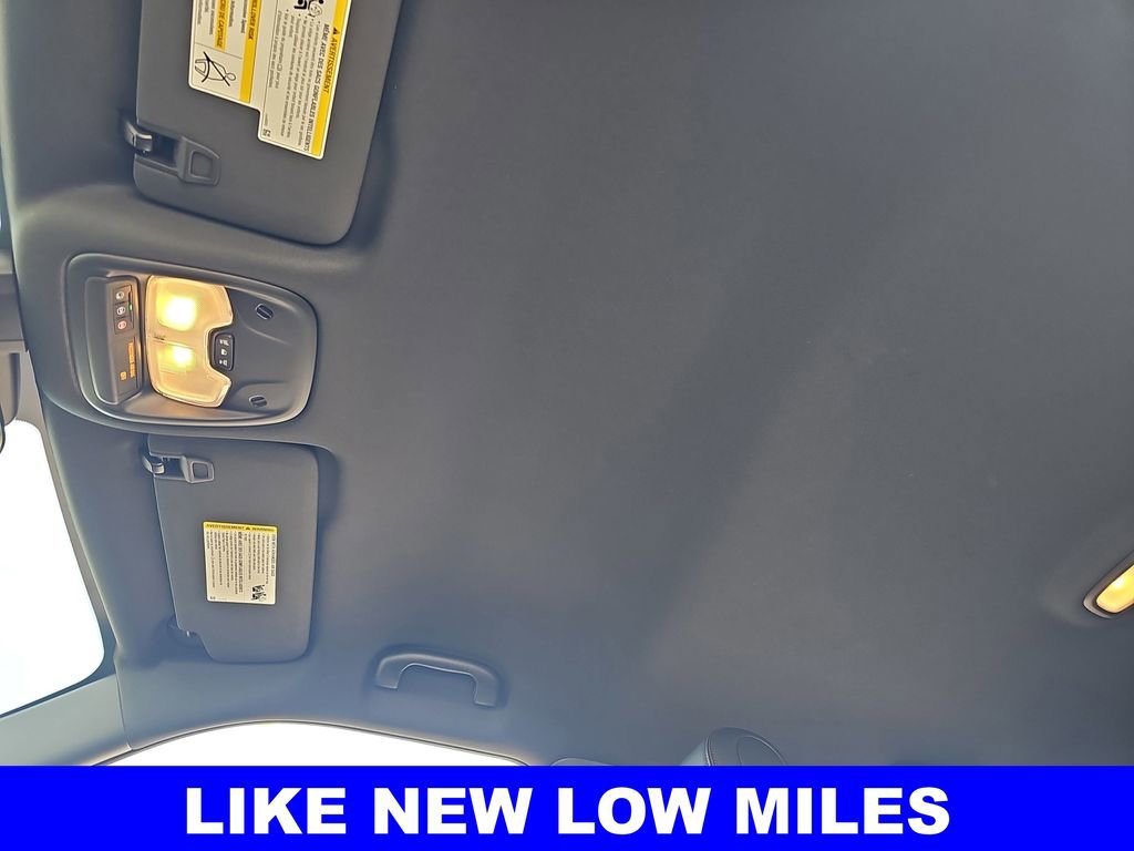 Used 2025 Chevrolet TrailBlazer RS w/ Driver Confidence Package image 29