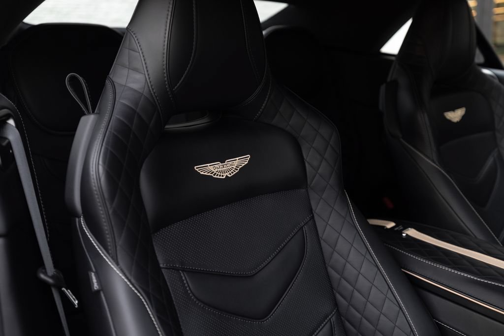 Used 2023 Aston Martin DBS Superleggera Volante RWD image 23