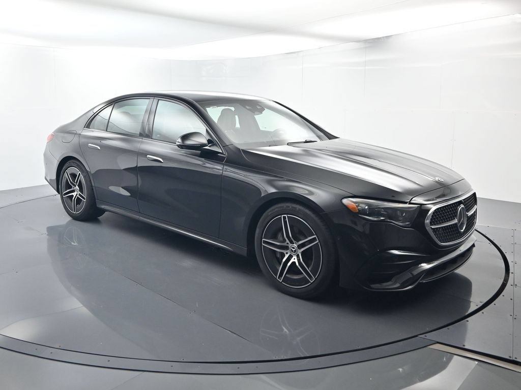 Used 2026 Mercedes-Benz E 450 4MATIC Sedan image 17