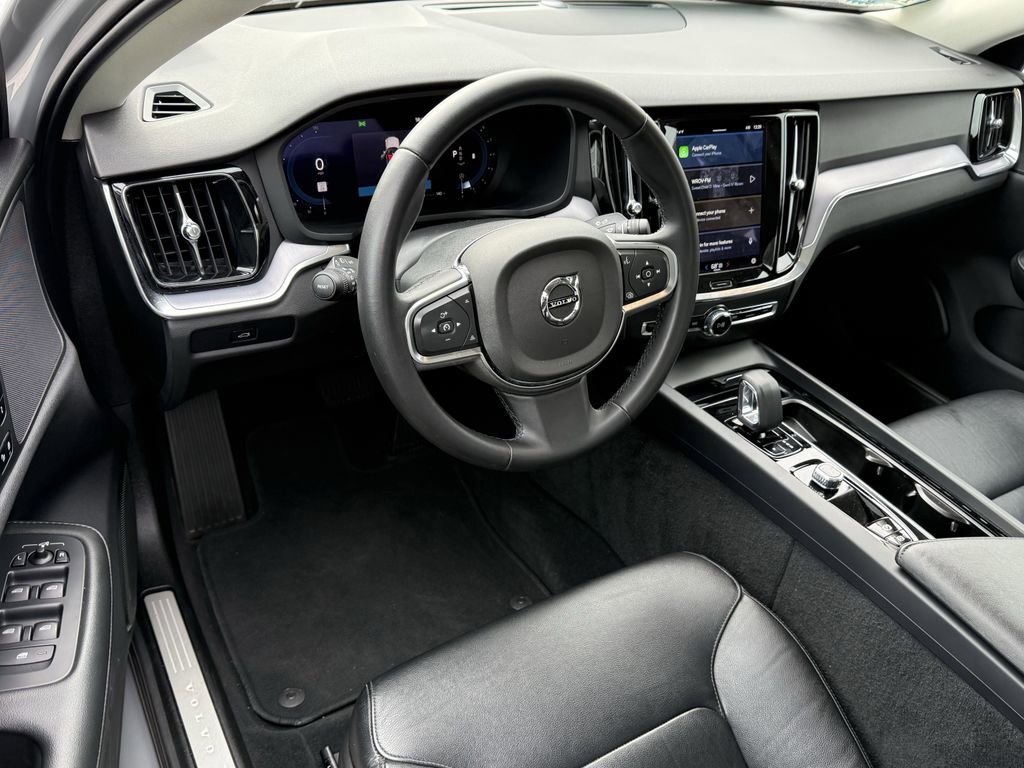 Certified 2024 Volvo S60 B5 Core image 14
