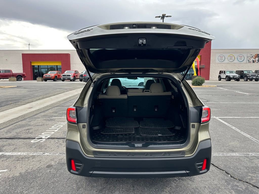 Used 2020 Subaru Outback Premium image 27