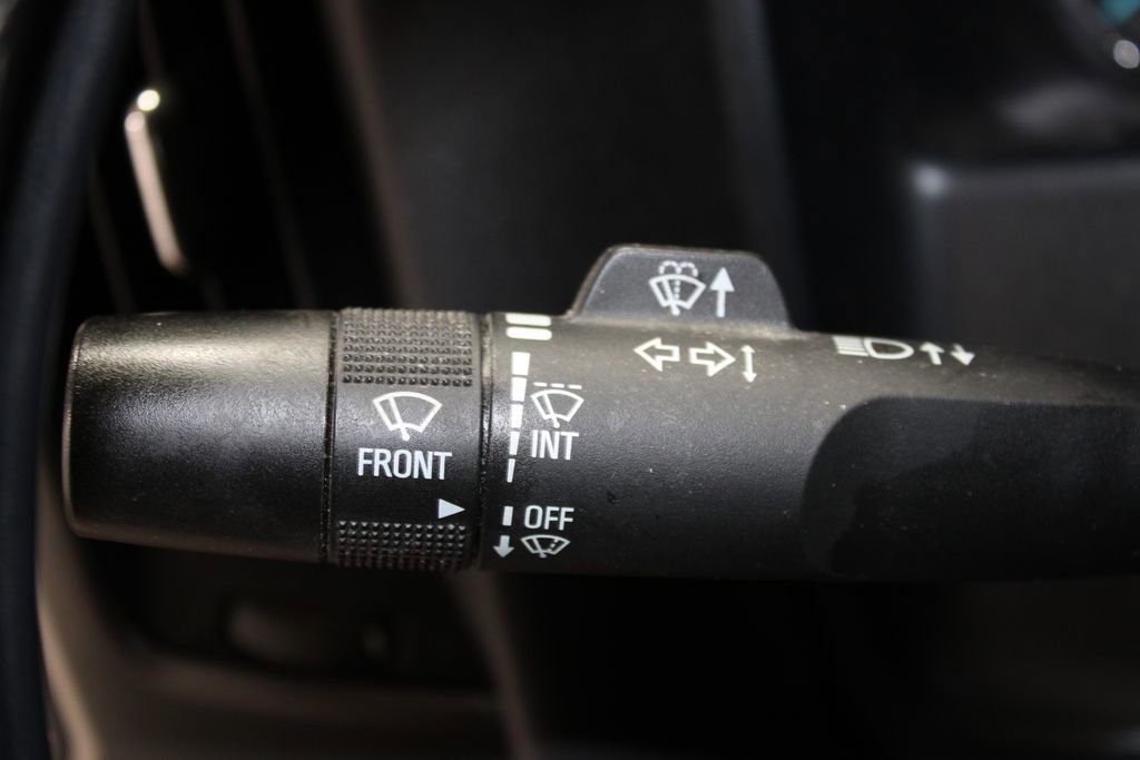 Used 2018 Chevrolet Silverado 1500 LT image 33