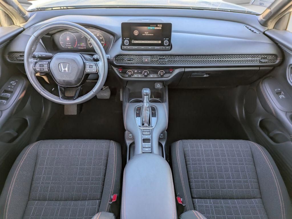 Used 2023 Honda HR-V Sport image 12