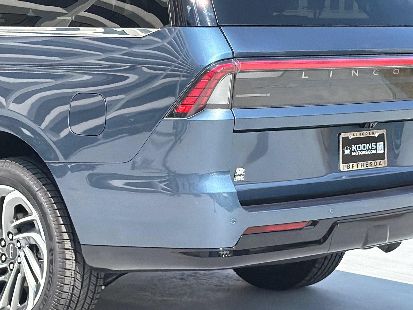 New 2027 Lincoln Navigator L Reserve AWD/4WD image 7