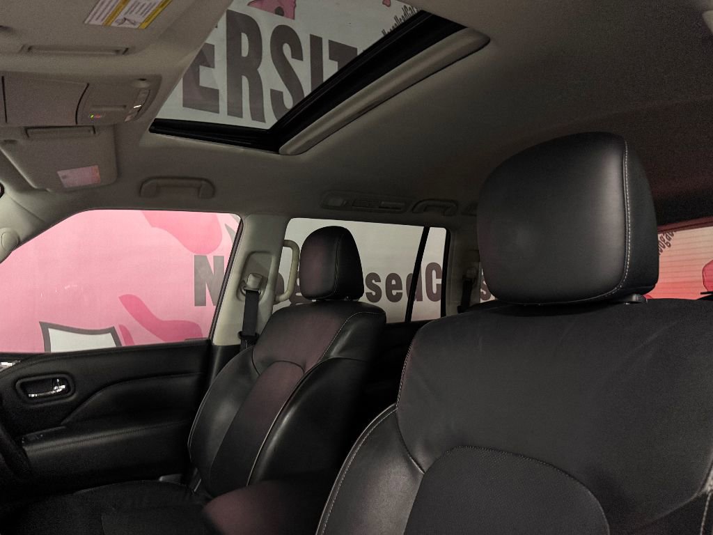 Used 2021 INFINITI QX80 Luxe image 17