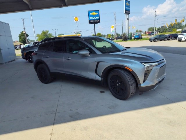 New 2025 Chevrolet Blazer EV LT image 5
