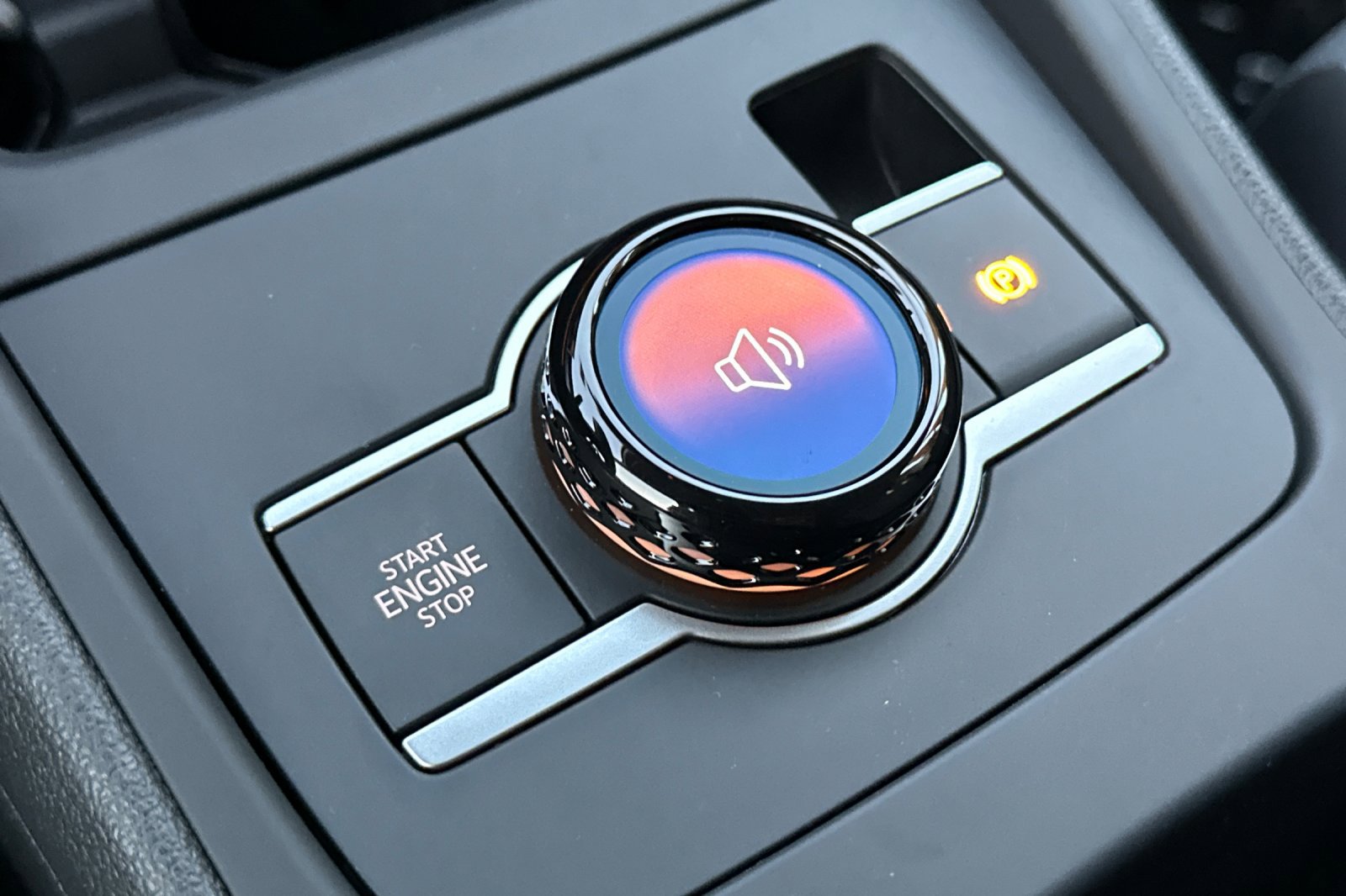 New 2026 Volkswagen Tiguan SE image 22