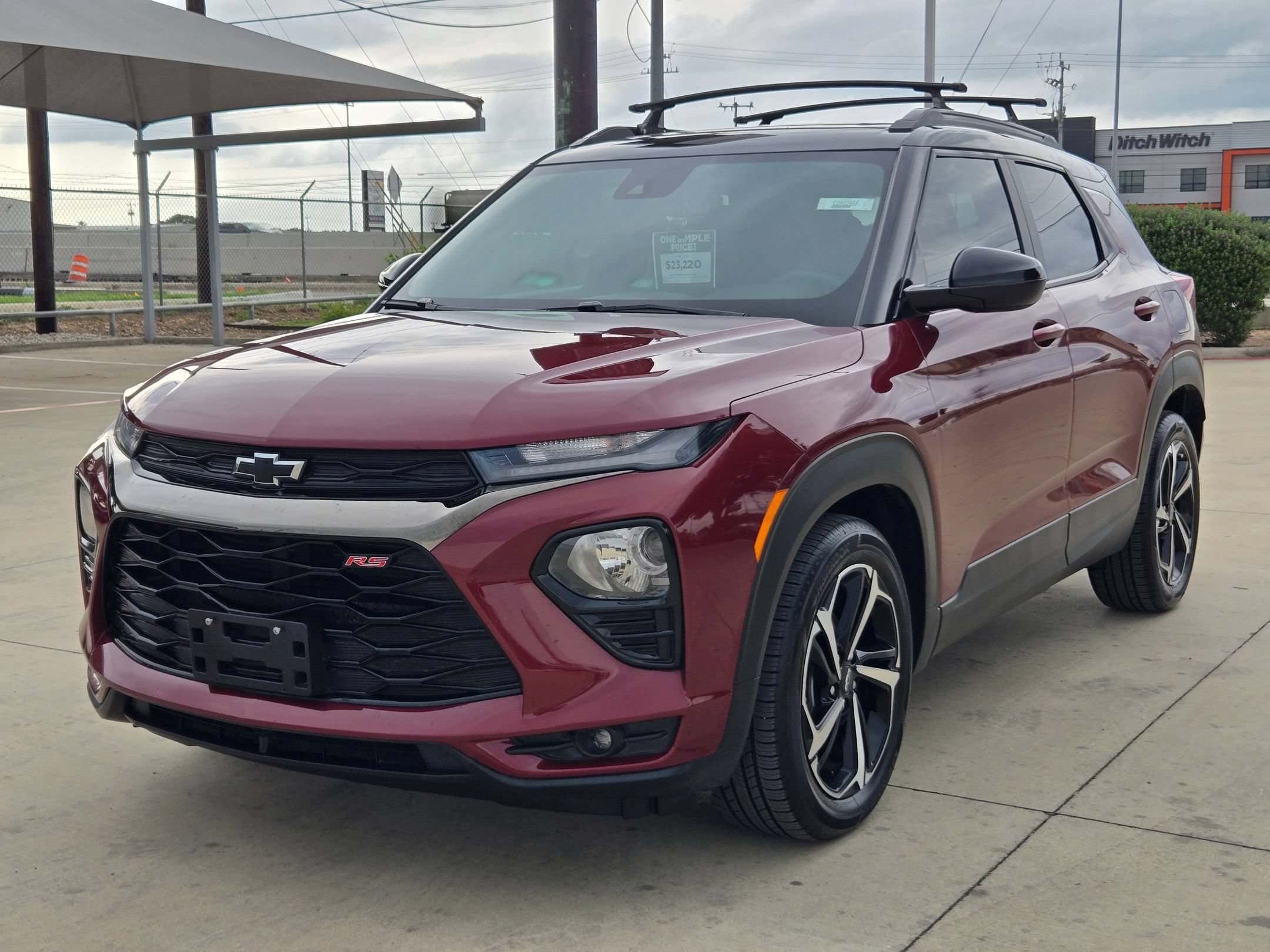 Certified 2023 Chevrolet TrailBlazer RS w/ Sun and Liftgate Package FWD image 3