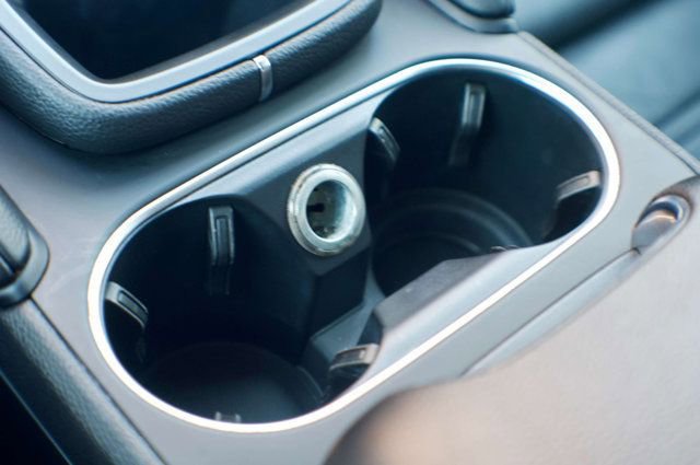 Used 2023 Porsche Cayenne image 32