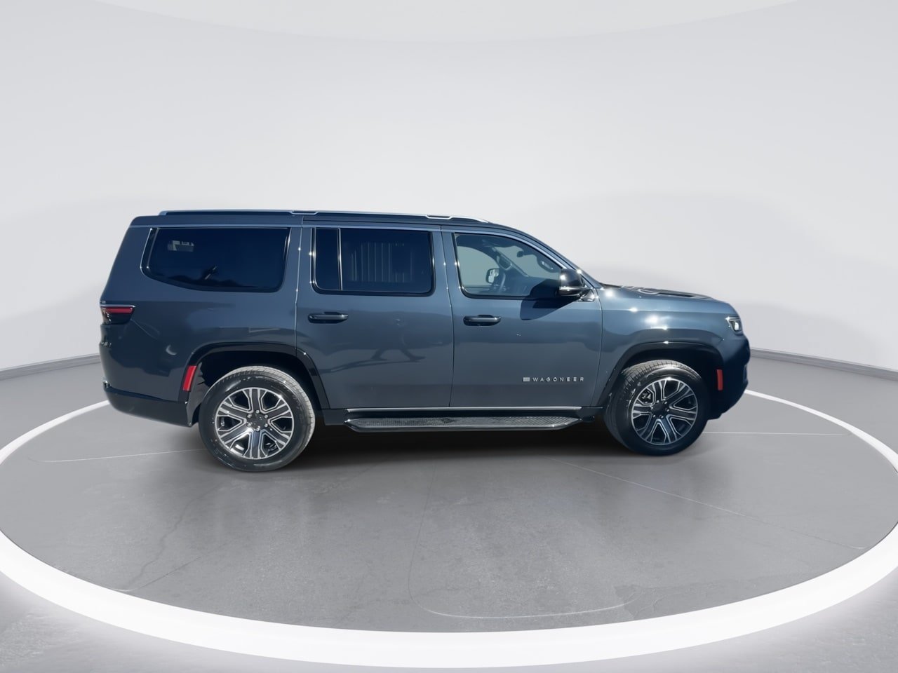 Used 2024 Jeep Wagoneer Series II w/ Flexible Seating Group AWD/4WD image 22