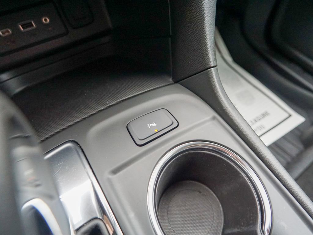 Used 2023 Chevrolet Equinox LT image 27