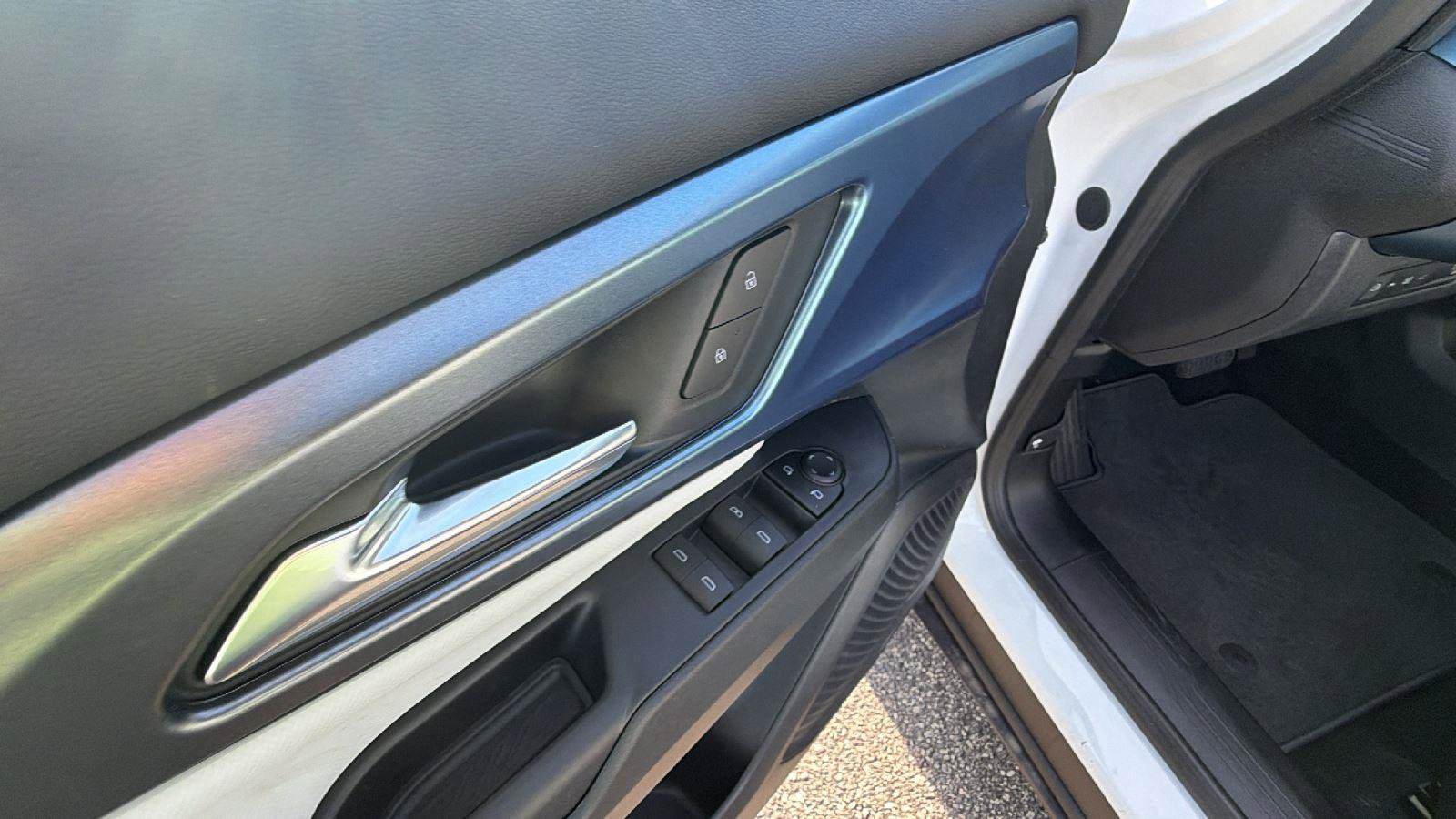 New 2026 Chevrolet Equinox EV LT FWD image 14