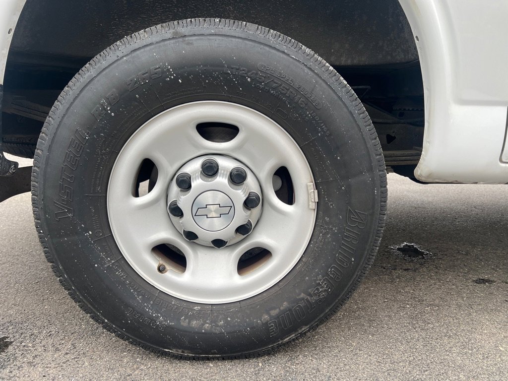 Used 2019 Chevrolet Express 2500 w/ Driver Convenience Package image 29