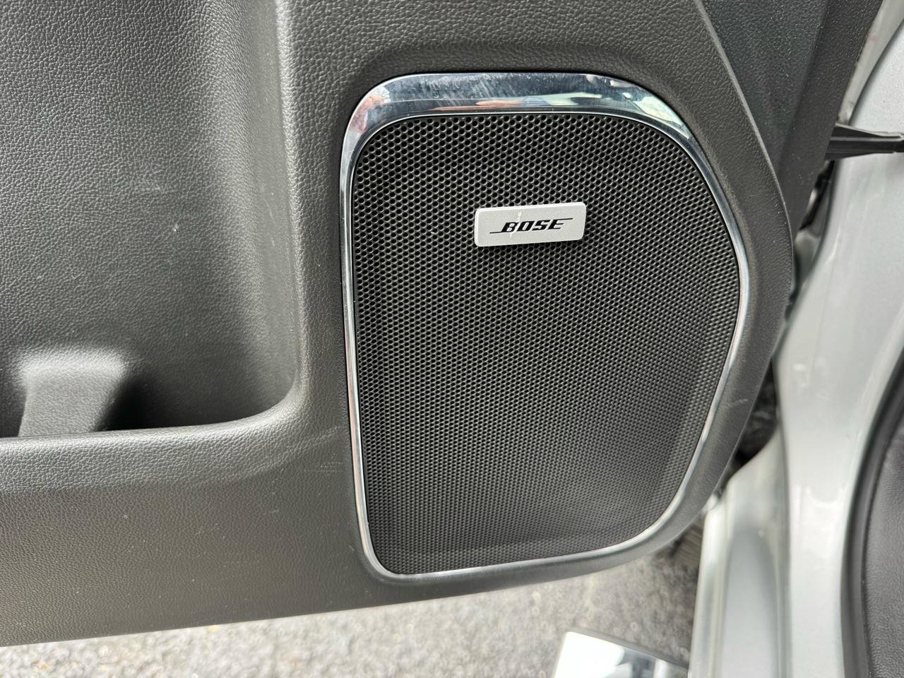 Used 2015 Chevrolet Silverado 1500 LTZ Z71 w/ LTZ Plus Package image 16