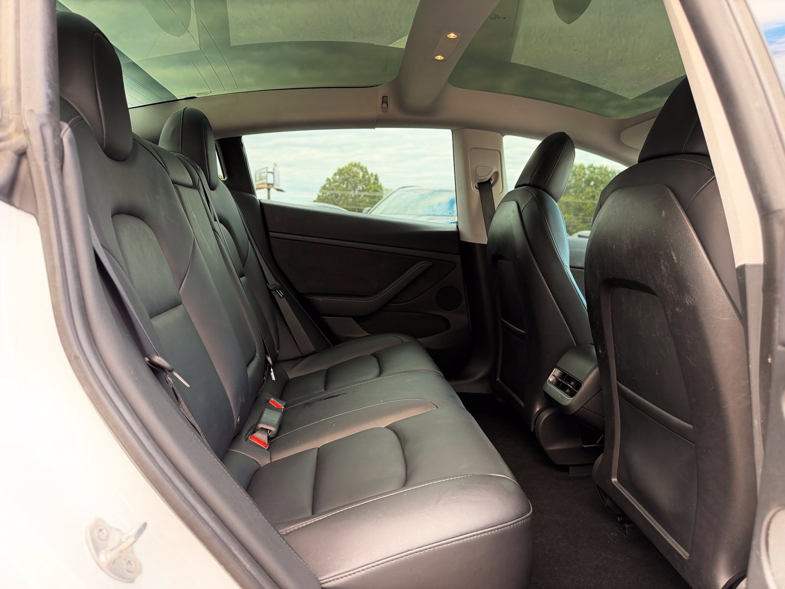 Used 2021 Tesla Model 3 Long Range AWD/4WD image 22