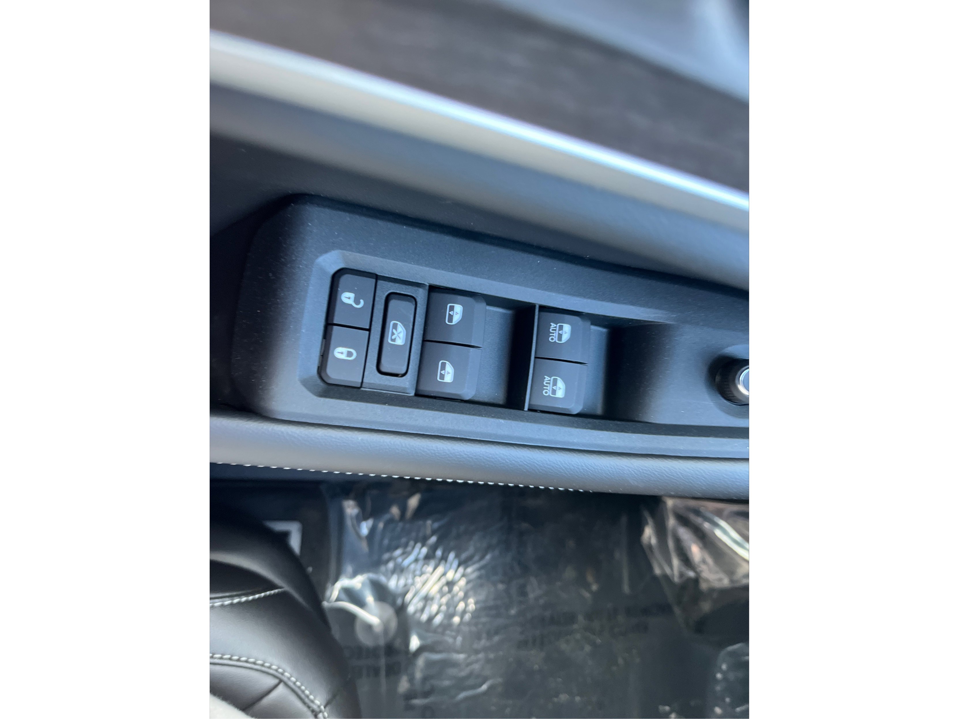 New 2025 Jeep Grand Cherokee Limited image 60