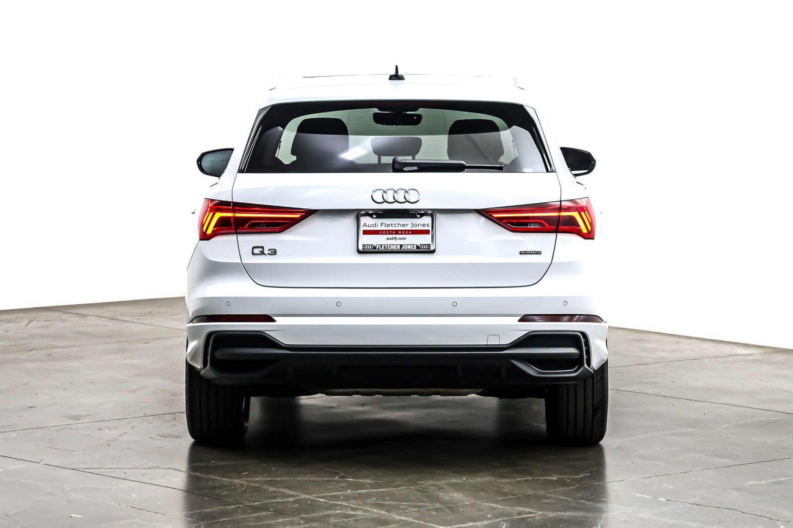 Used 2025 Audi Q3 2.0T Premium Plus w/ Premium Plus Package image 5