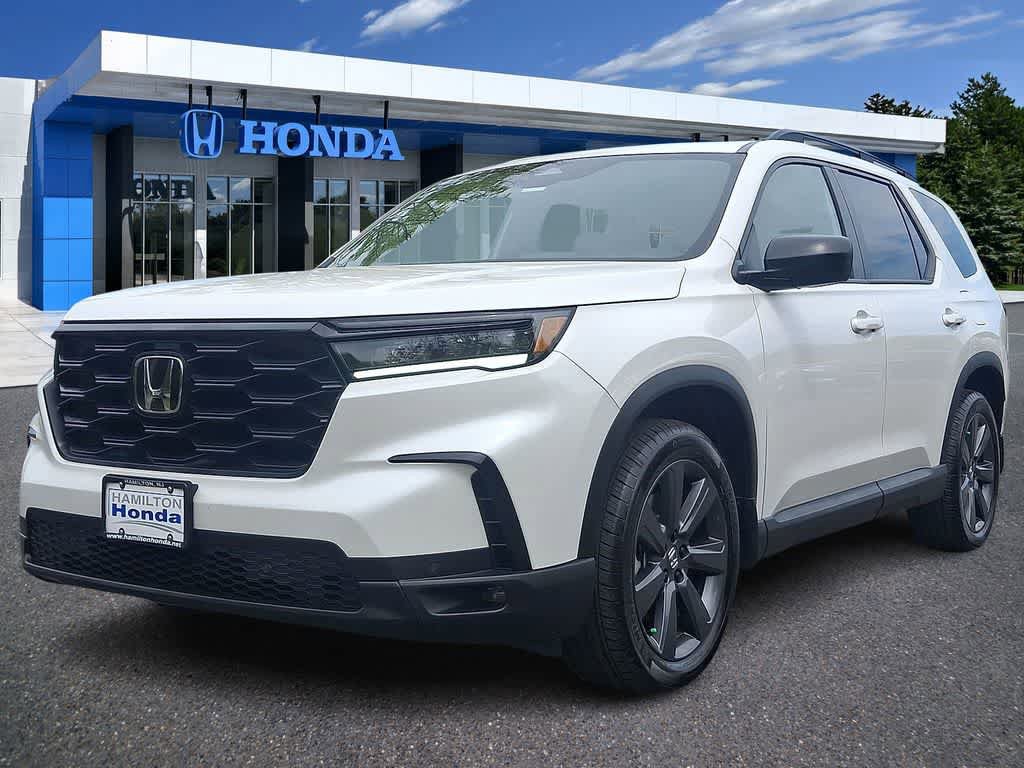 Certified 2025 Honda Pilot Sport