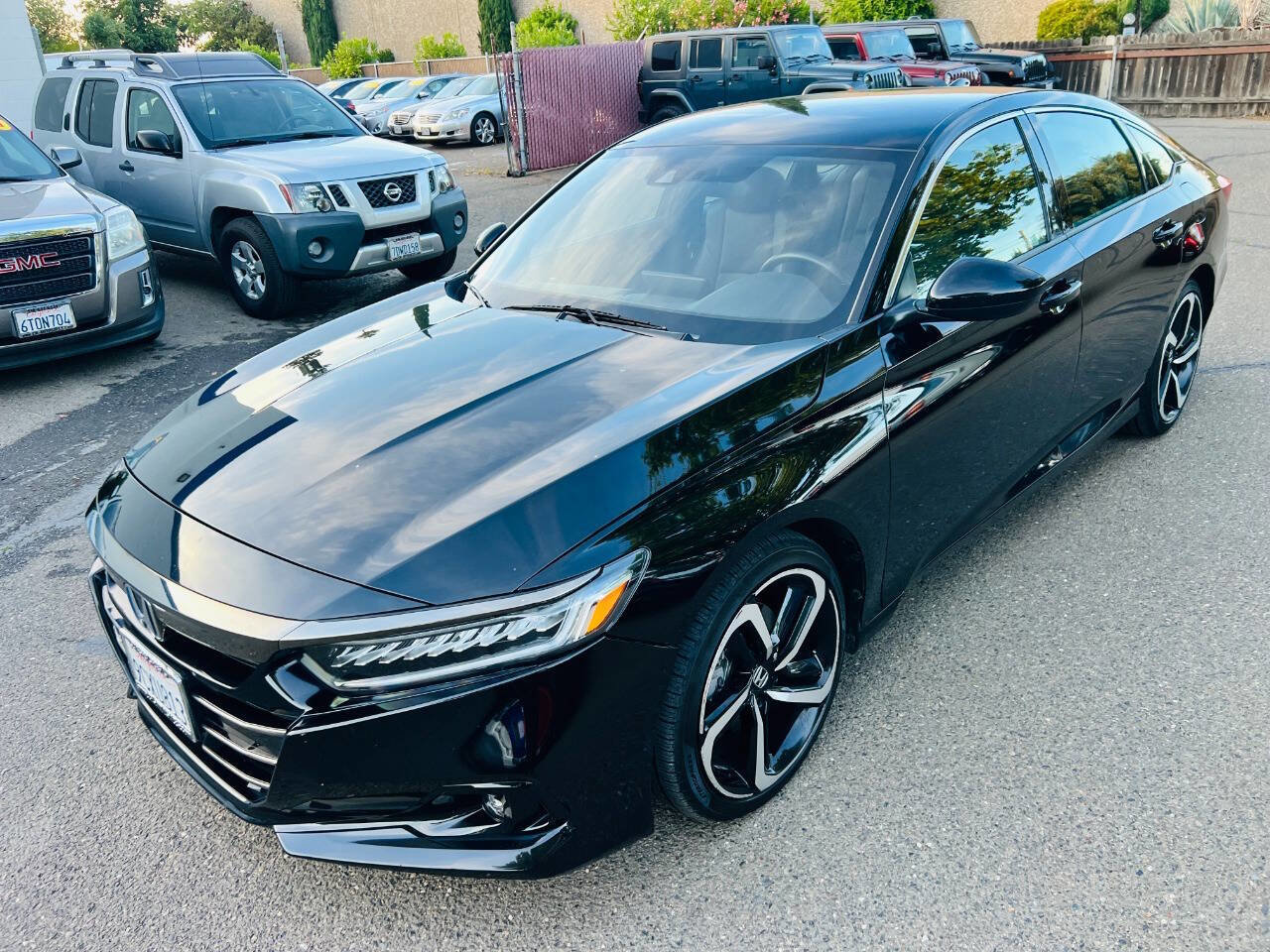 Used 2022 Honda Accord Sport image 1