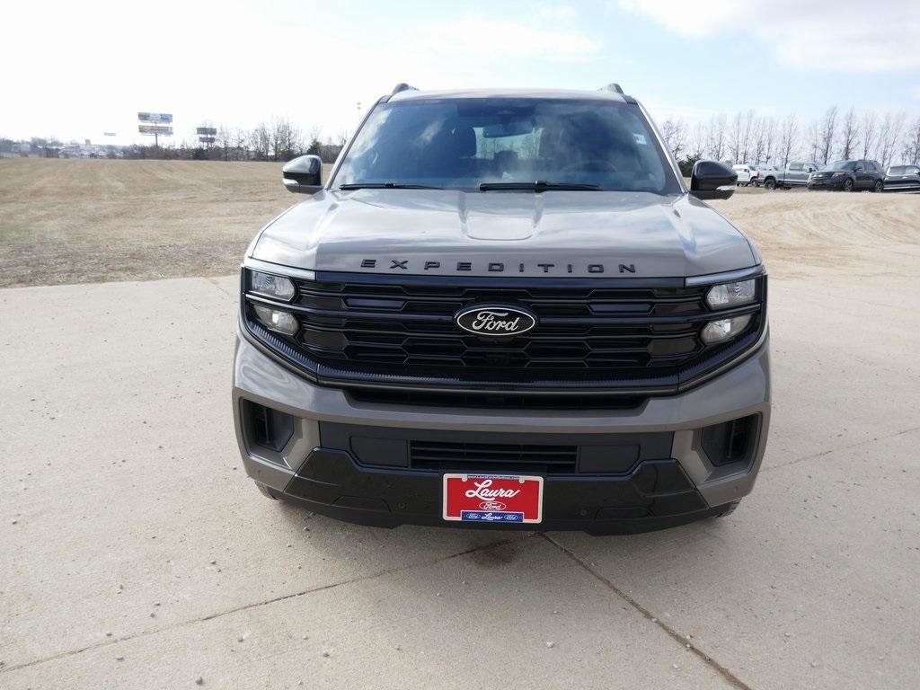 New 2026 Ford Expedition Platinum w/ Stealth Appearance Package image 8